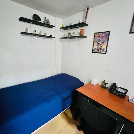 A Habitaciones Bmr
